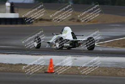 media/Nov-16-2025-CalClub SCCA (Sun) [[2975c16dfc]]/Group 2/Turn 1/